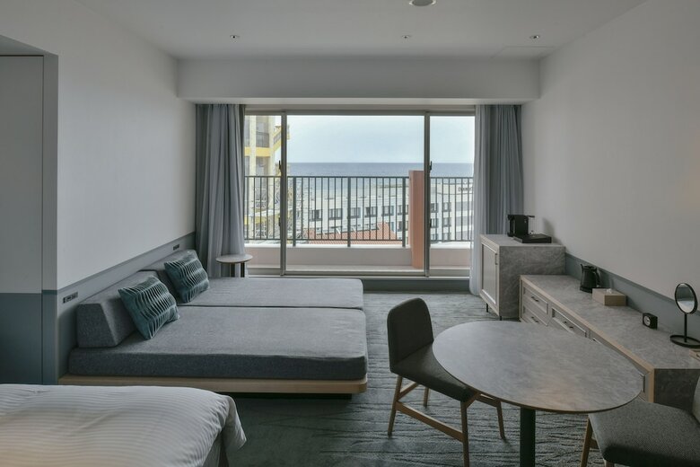 Hotel Lequ Okinawa Chatan Spa & Resort
