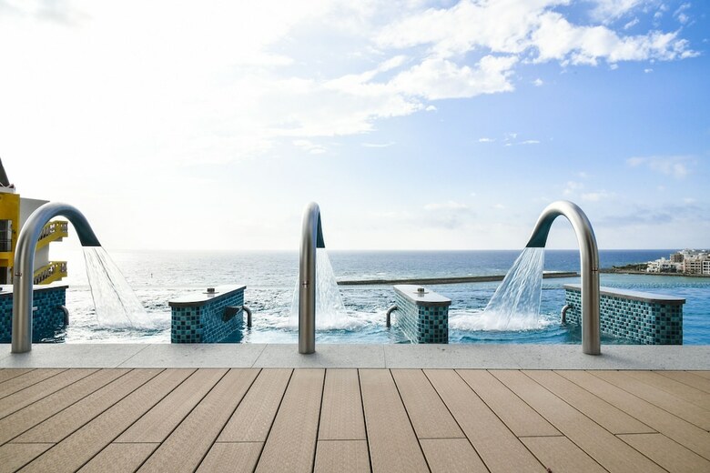 Hotel Lequ Okinawa Chatan Spa & Resort