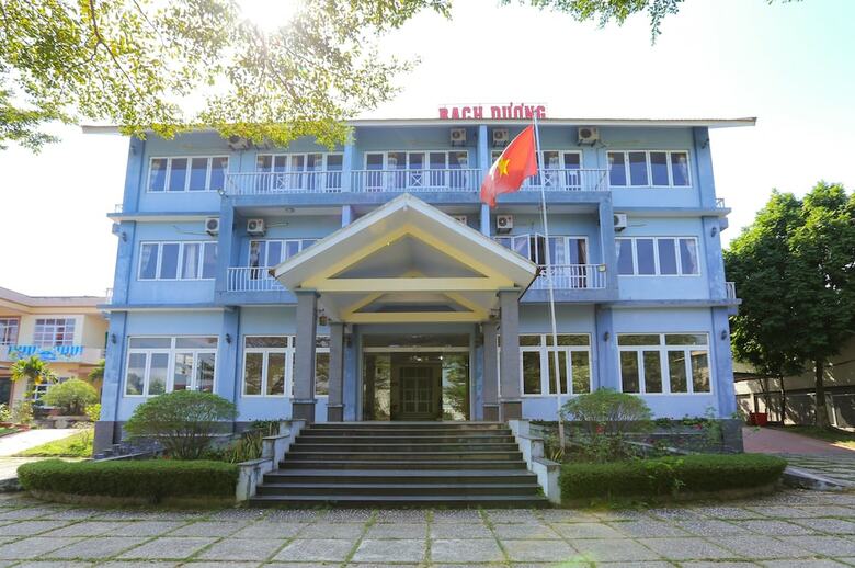 Oyo 593 Bach Duong Hotel
