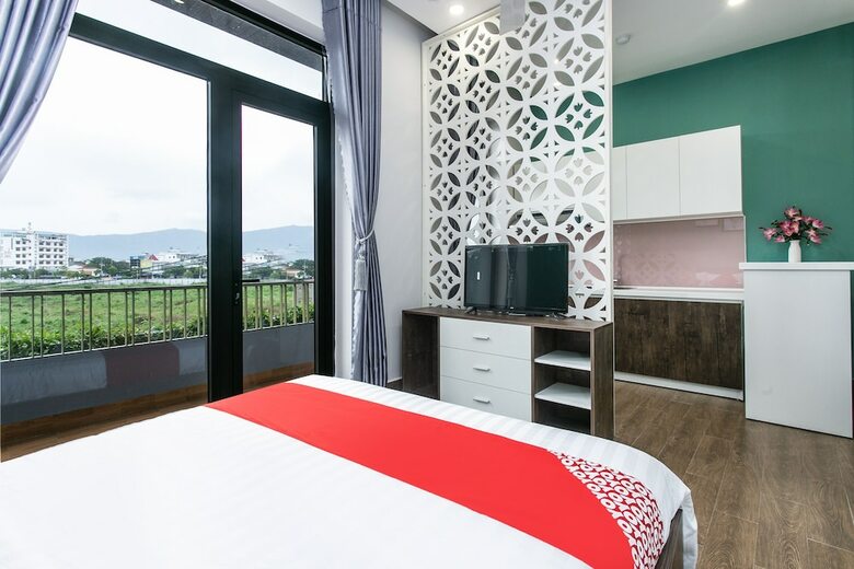 Hotel Oyo 586 Hoang Anh Apartment