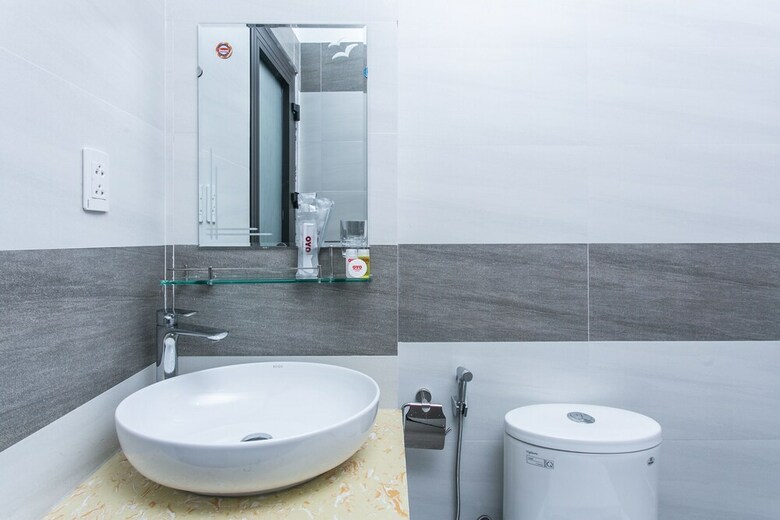 Hotel Oyo 586 Hoang Anh Apartment