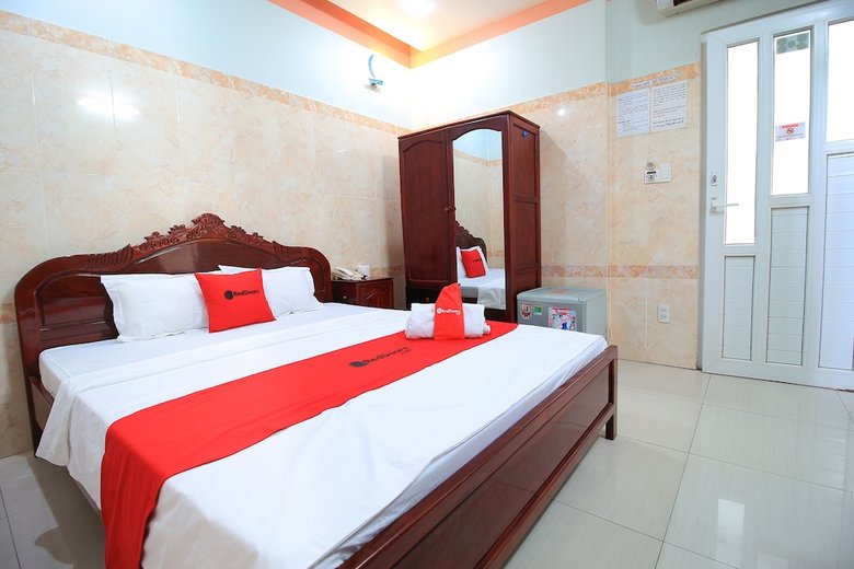 Hotel Reddoorz Near Him Lam