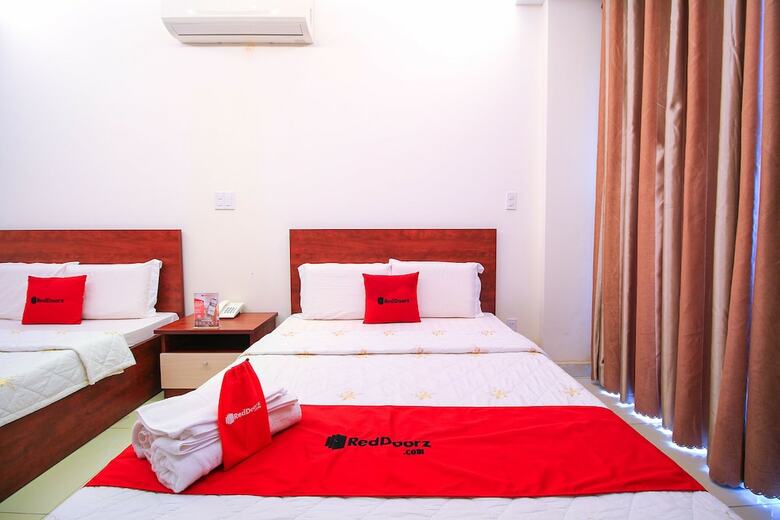 Hotel Reddoorz Plus @ Tran Phu