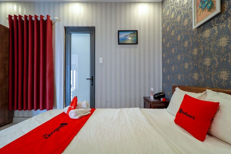 Hotel Reddoorz Near Vincom Go Vap 2