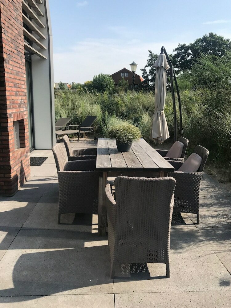 Duinhuis Egmond Nr 1