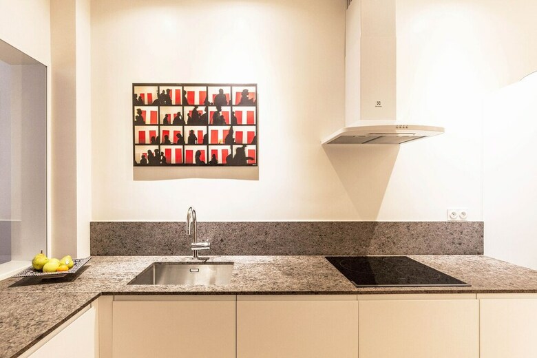 Apartamento Contemporary Meets Classic By The Catacombes