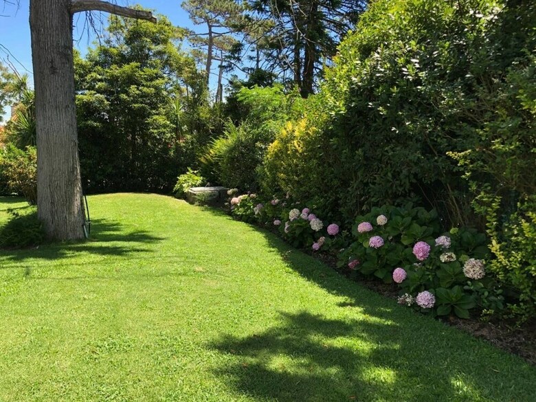 Wonderful Chalet Three Blocks From The Beach