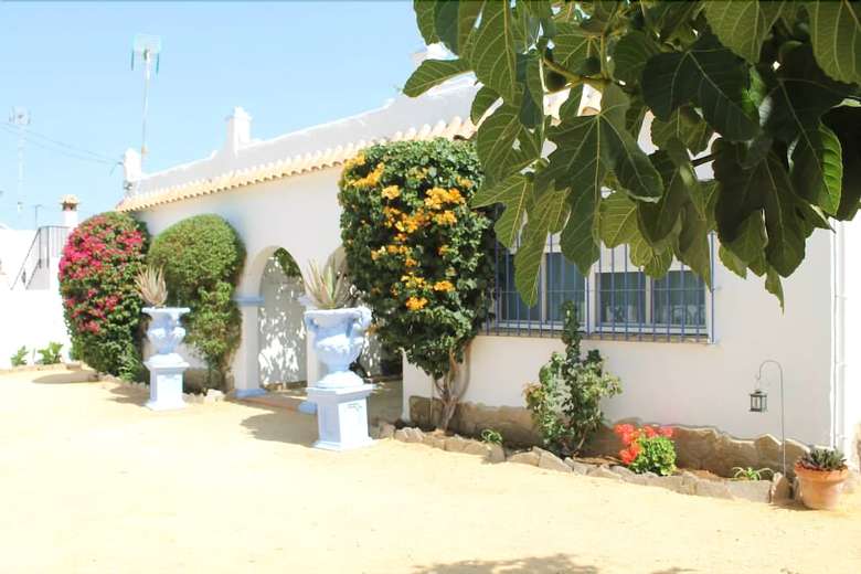Pension Alojamiento Rural El Charco Del Sult�n