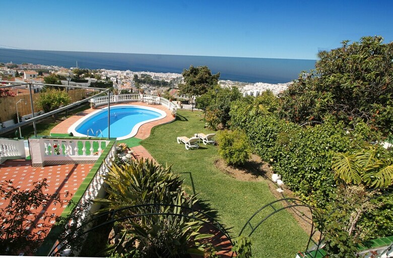 1070 Villa Rosario