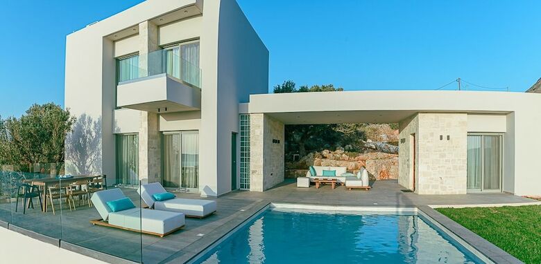 'phantom Villa'