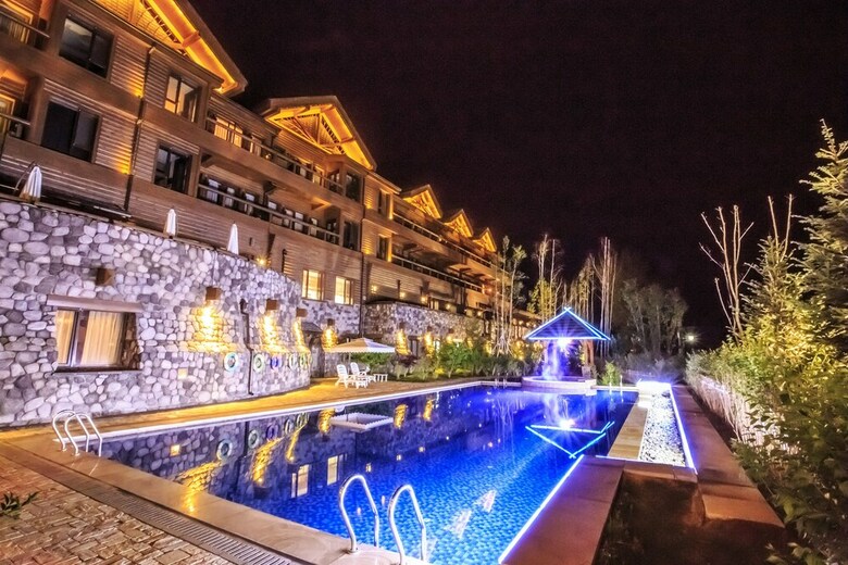 Orenda Teton Hotel