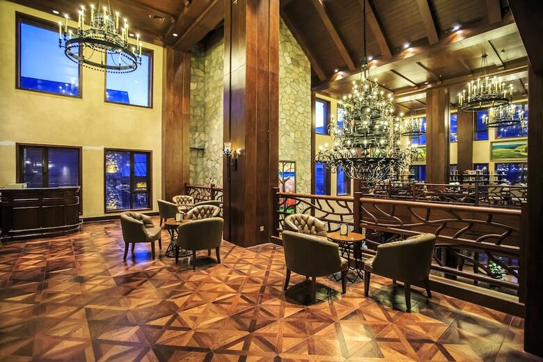 Orenda Teton Hotel