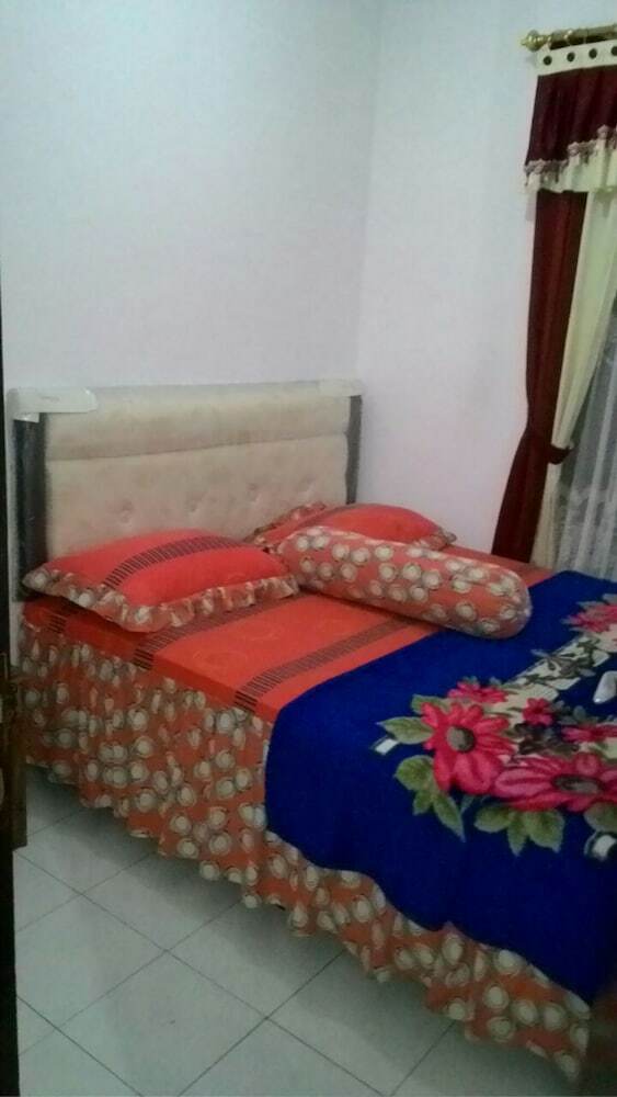 Hotel Villa 3 Saudara