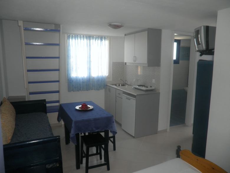 Aparthotel Honeymoon Beach Studios