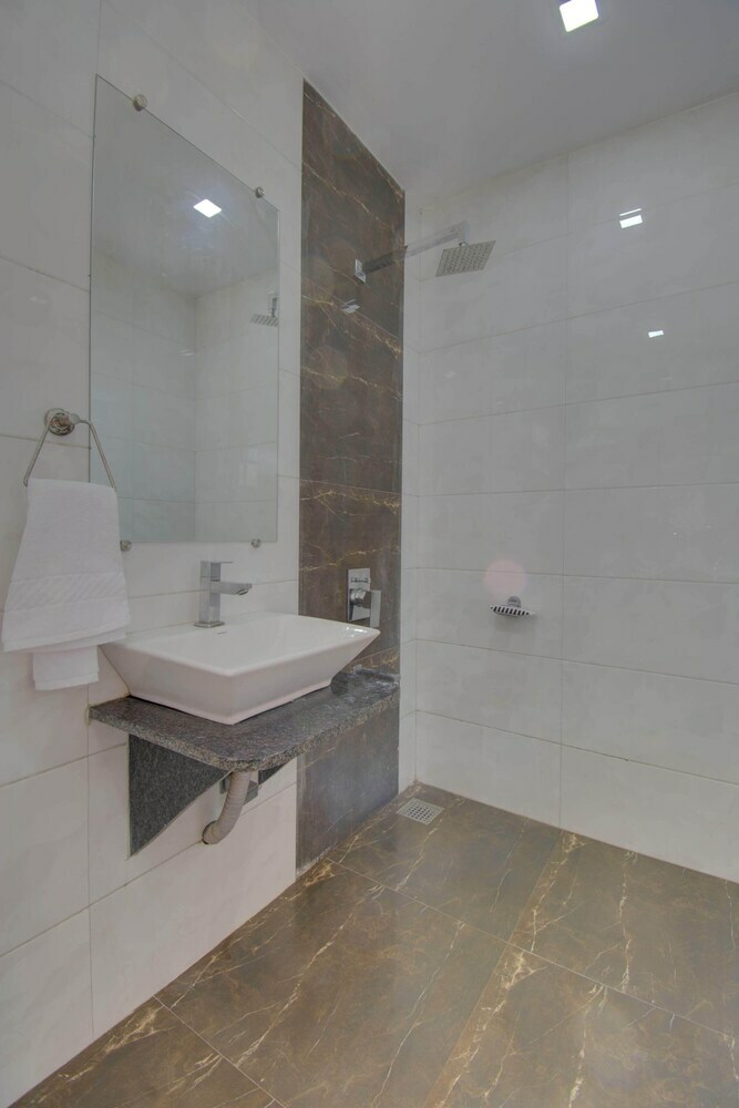 Hotel Shindola Residency