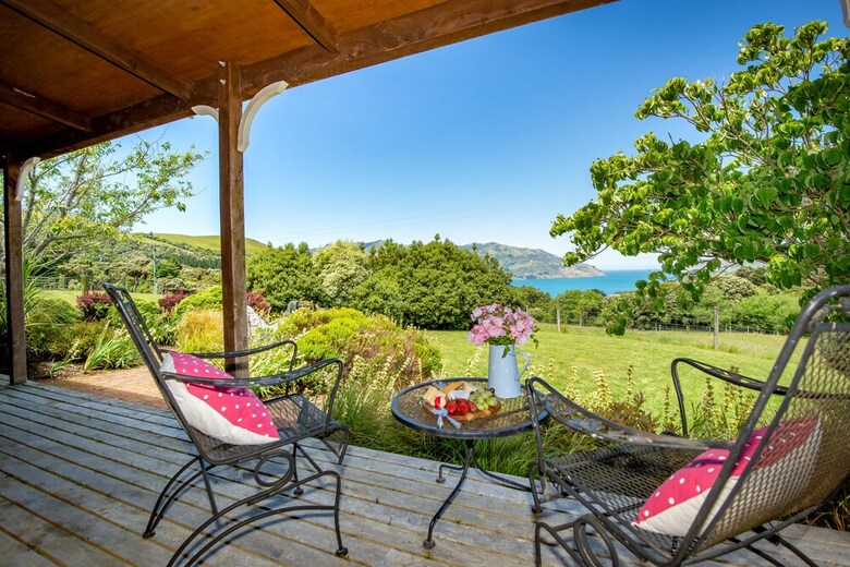 Kahikatea Retreat