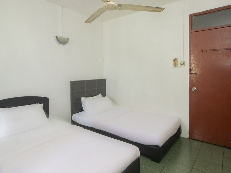 Spot On 89706 To-day Hotel
