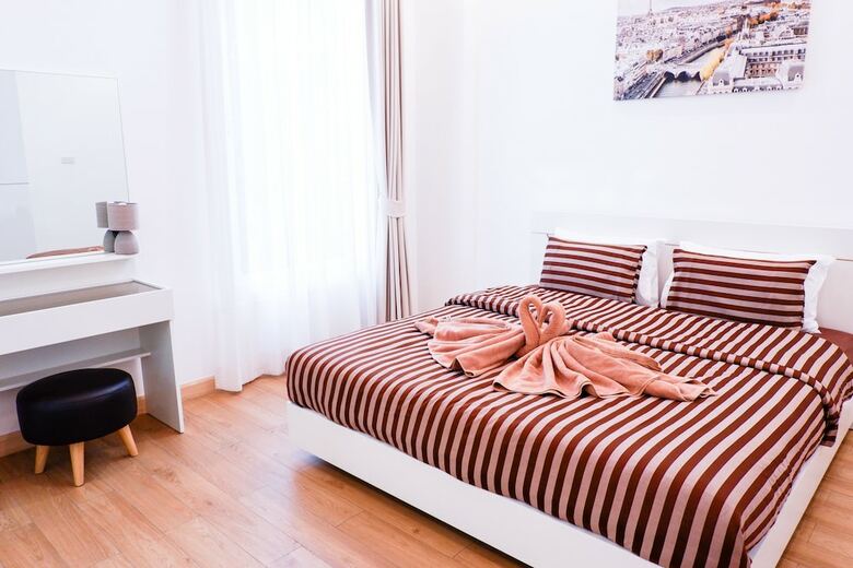 Hotel The Square 101