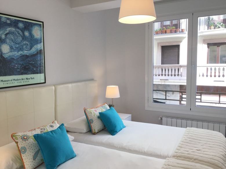 Apartamentos Gros Style By Forever Rentals