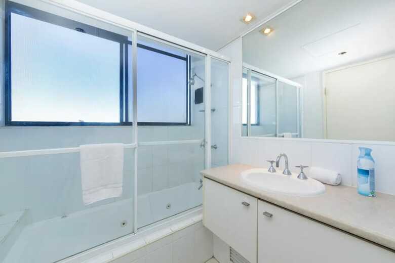 1 Bedroom Apartment In Cbd Views