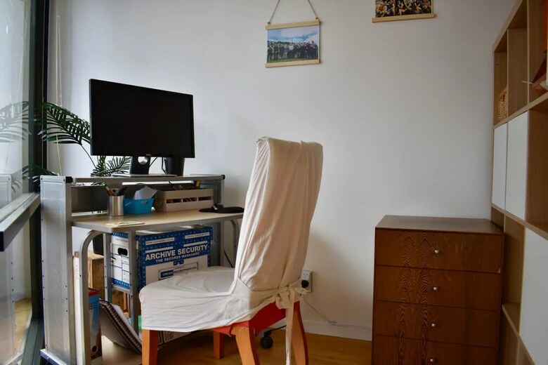 Spacious 1 Bedroom Apartment With City Views