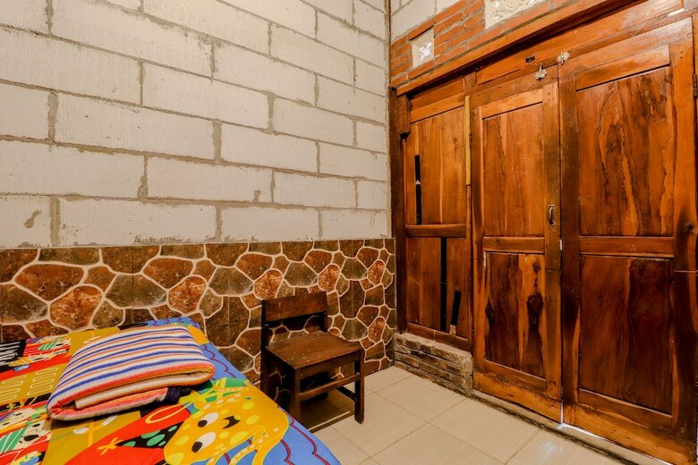 Hotel Penginapan Joko Samudro