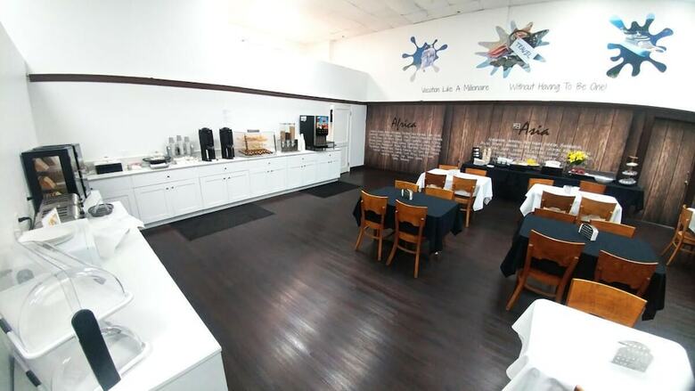 Hotel Newly Renovated Studio With Kitchenette