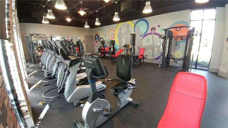 Simply Comfort Amazing 5bd Townhouse