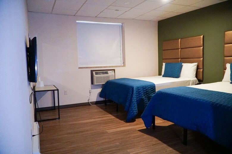 Cabana Hotel Yankee Stadium