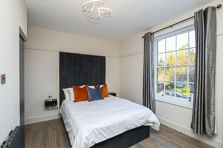 Pages Hotel & Guesthouse