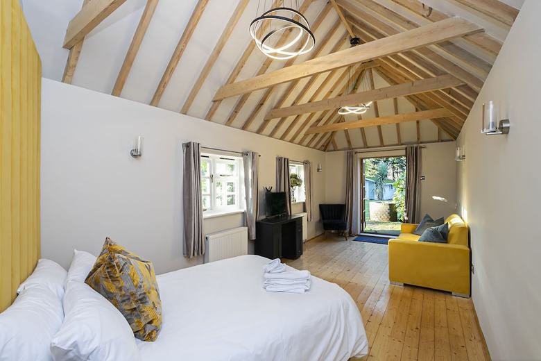 Pages Hotel & Guesthouse