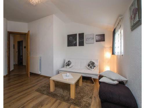Holiday Home Nedescina Nedescina