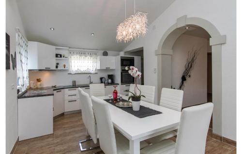 Holiday Home Nedescina Nedescina