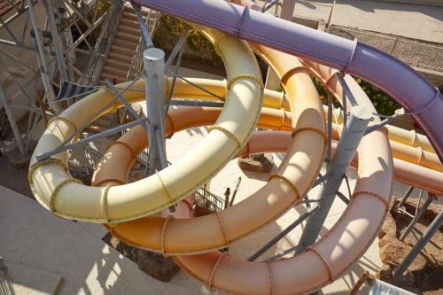 Hotel Coral Sea Holiday Village