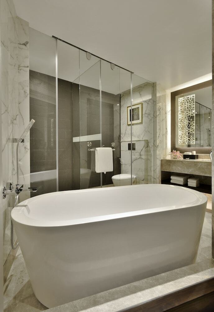 Taj Hotel & Convention Centre, Agra