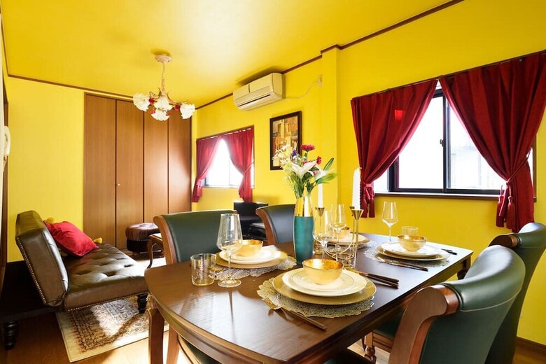 Private House St8