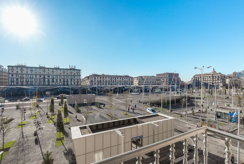 Hotel Bella Napoli Suites