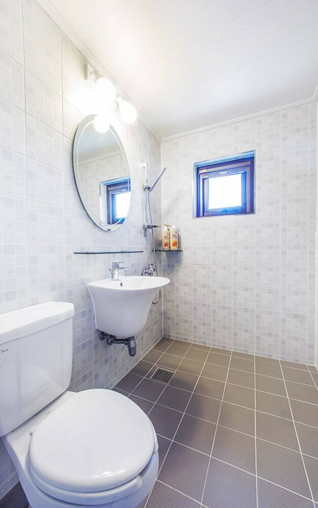 Attirance Pool Villa Pension