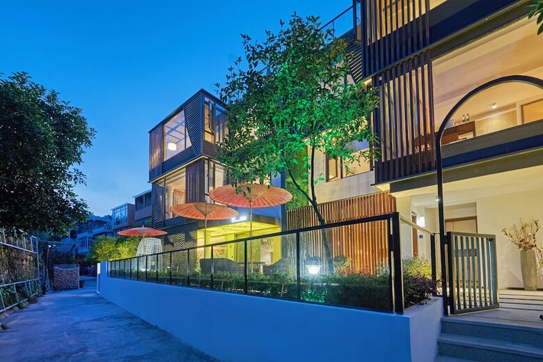 Wuhua Xingxiang Shanfang Hotel