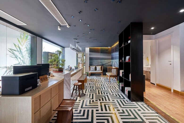 Wuhua Xingxiang Shanfang Hotel