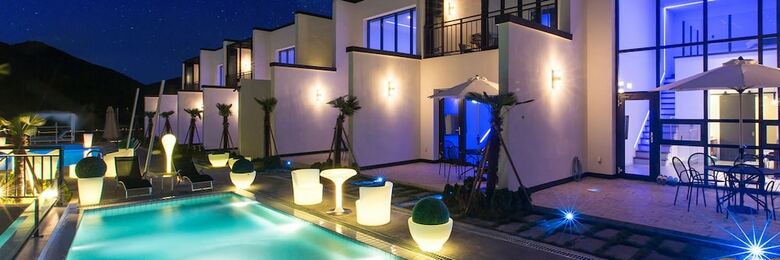 Le Ciel Pool Villa Pension