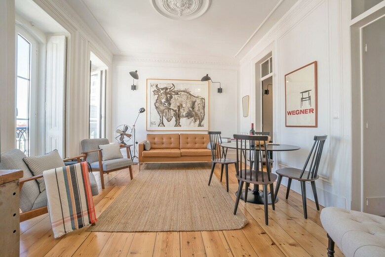 An Ecletic Apartment In Lisbon