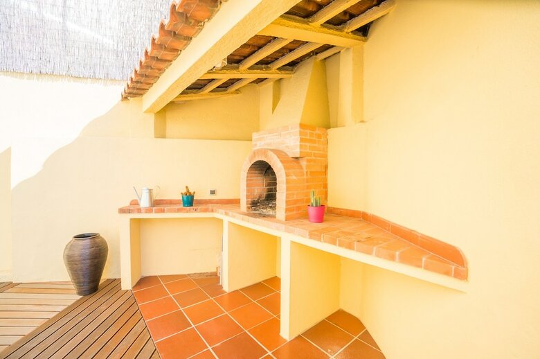 Panoramic Tagus River Terrace Apartment In Alfama