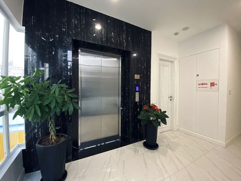 Hotel Helen Fin Inn & Apartment
