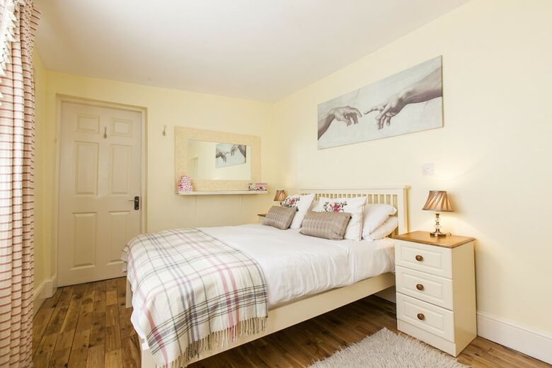 Apartamentos Dublin Vacation Rentals
