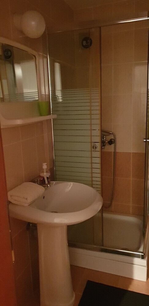 Hotel Guest House Bikica