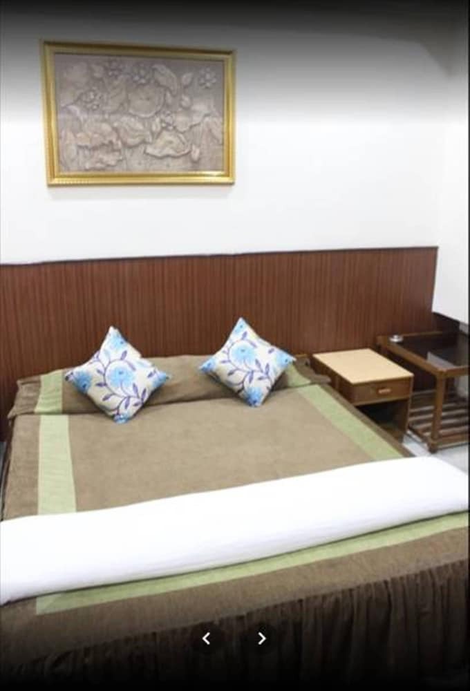 Hotel Gitanjali