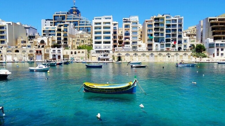 Apartamentos Luxury Seafront Oasis In Central Sliema W/ Pool