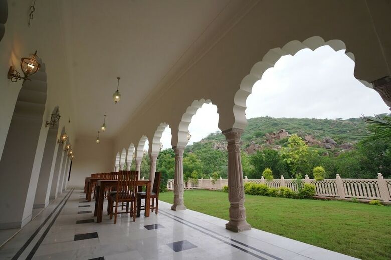 Apartamento Hotel Raj Bagh Palace