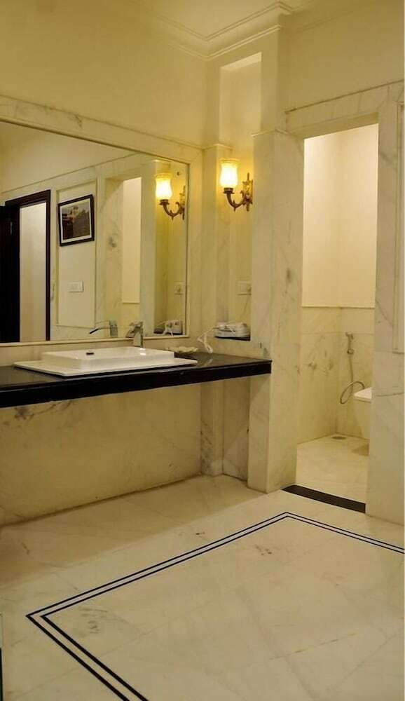 Apartamento Hotel Raj Bagh Palace